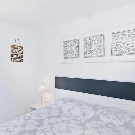 Summer House, Golf Del Sur 别墅 圣米格尔德阿沃纳