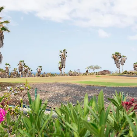 Summer House, Golf Del Sur Villa *