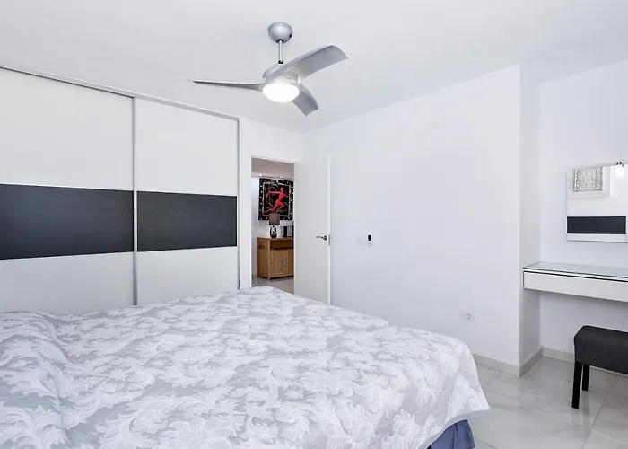 Summer House, Golf Del Sur Vila