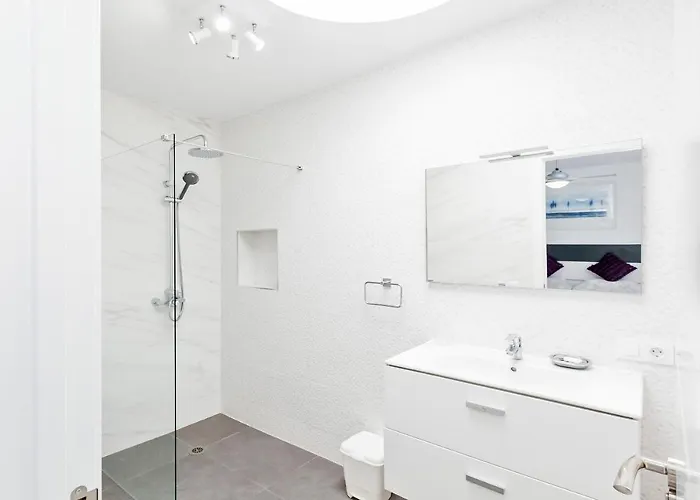 Summer House, Golf Del Sur * San Miguel de Abona