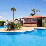 Summer House, Golf Del Sur * سان ميغيل ذي أبونا