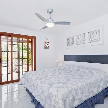 Summer House, Golf Del Sur *