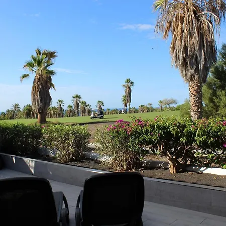 Summer House, Golf Del Sur サンミゲル・デ・アボナ